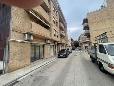 Locale commerciale in affitto a Hierro Labernia 2