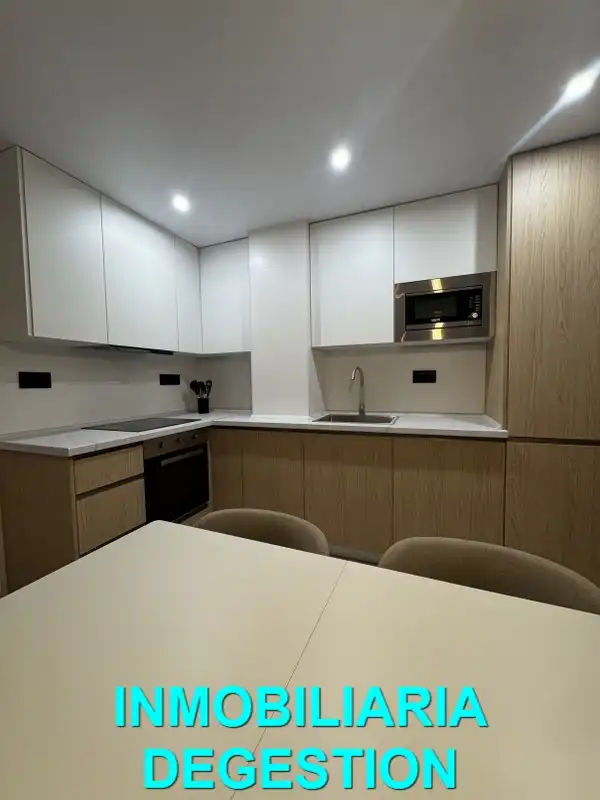 Cocina de Piso de alquiler en Linares con Aire acondicionado, Calefacción y Amueblado