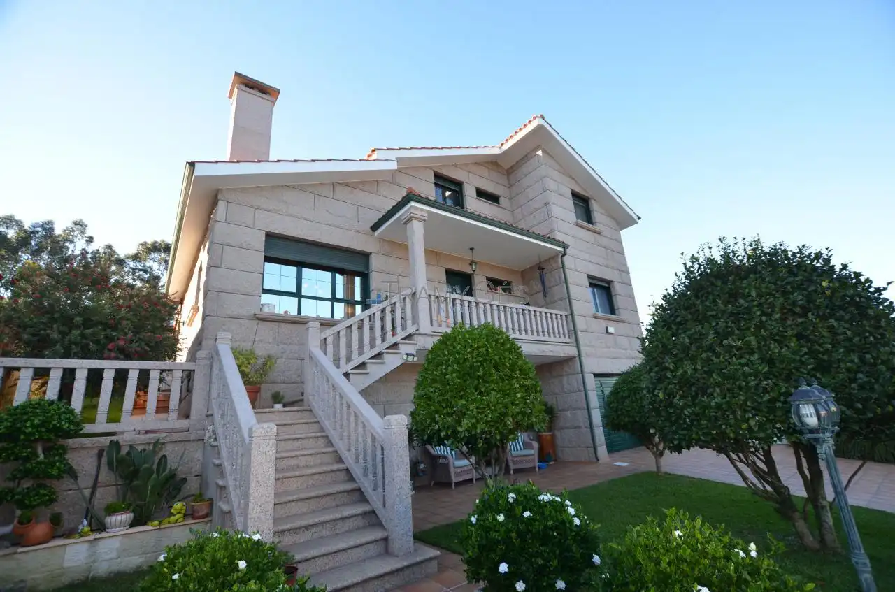 Vista exterior de Casa o chalet en venta en Tui, Pontevedra