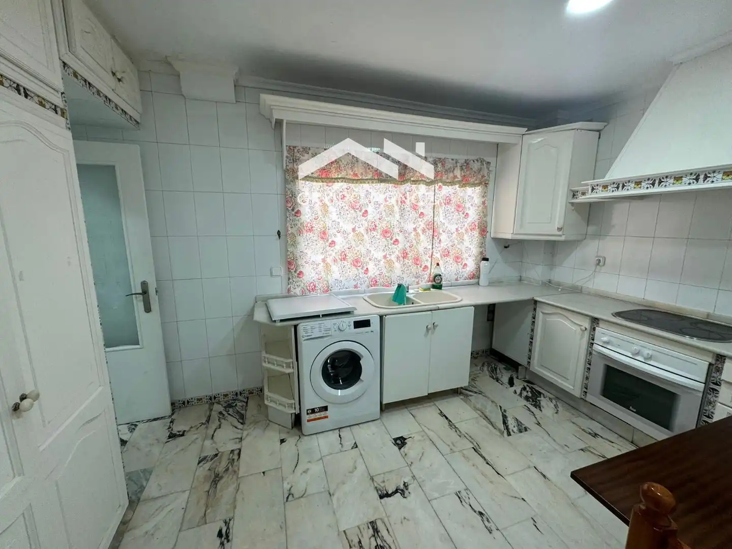 Kitchen of Flat for sale in Jerez de la Frontera  with Terrace and Storage room