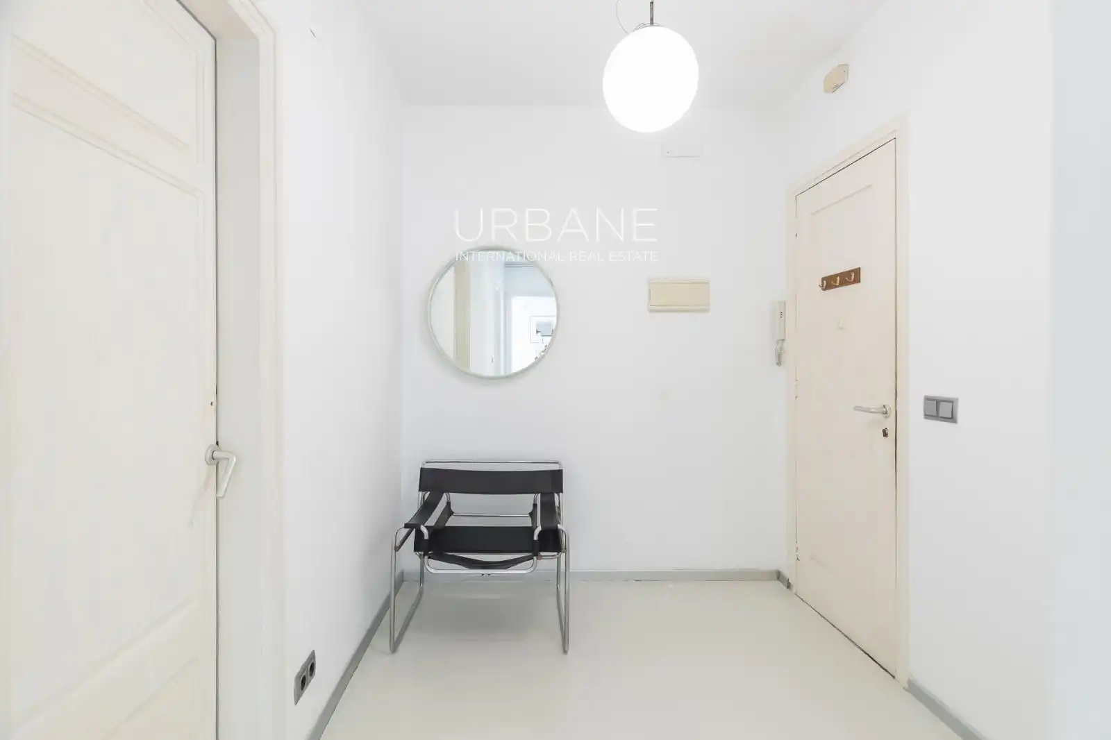 Ático en venta en Barcelona con Calefacción, Terraza y Amueblado