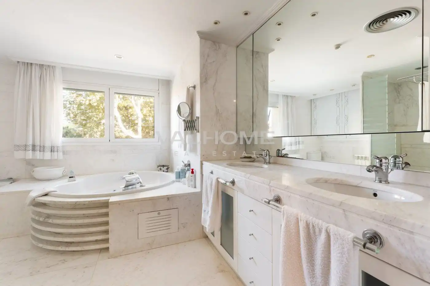 Baño de Casa o chalet en venta en Sant Cugat del Vallès con Aire acondicionado, Calefacción y Jardín privado