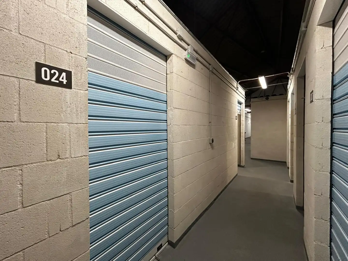 Storage room for sale in San Marcelino, Aluche