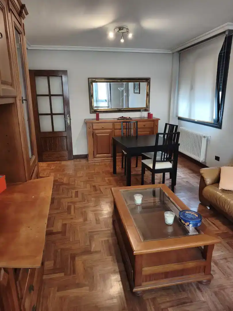 Esszimmer von Wohnung zur Miete in Avilés mit Balkon