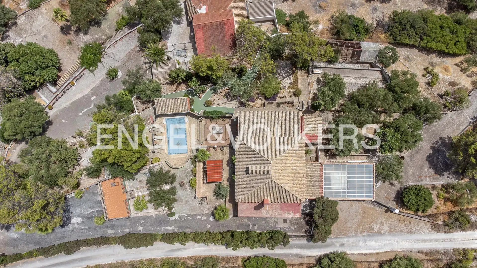 Vista exterior de Casa o xalet en venda en Osuna amb Calefacció, Jardí privat i Piscina