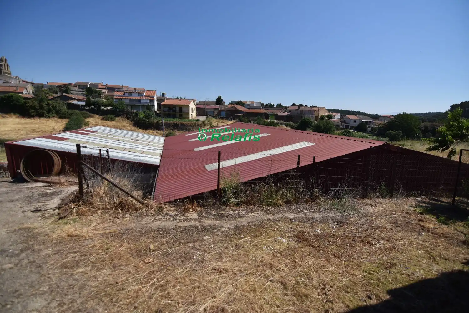 Industrial buildings for sale in Robleda