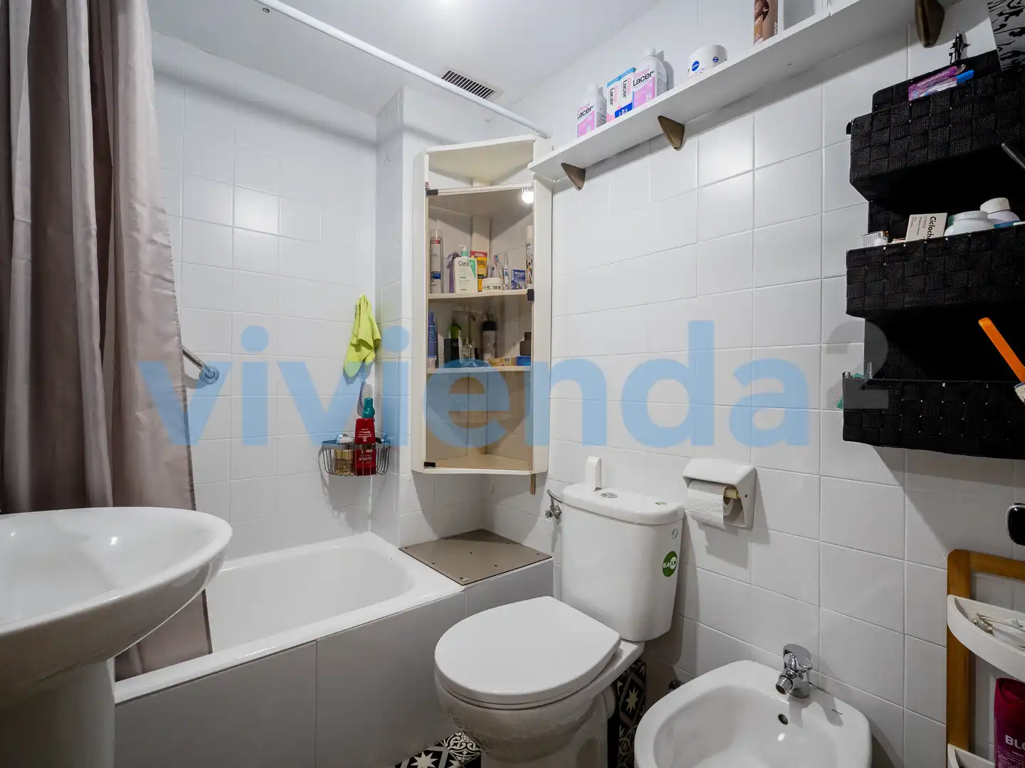 Baño de Piso en venta en Madrid con Aire acondicionado, Calefacción y Amueblado