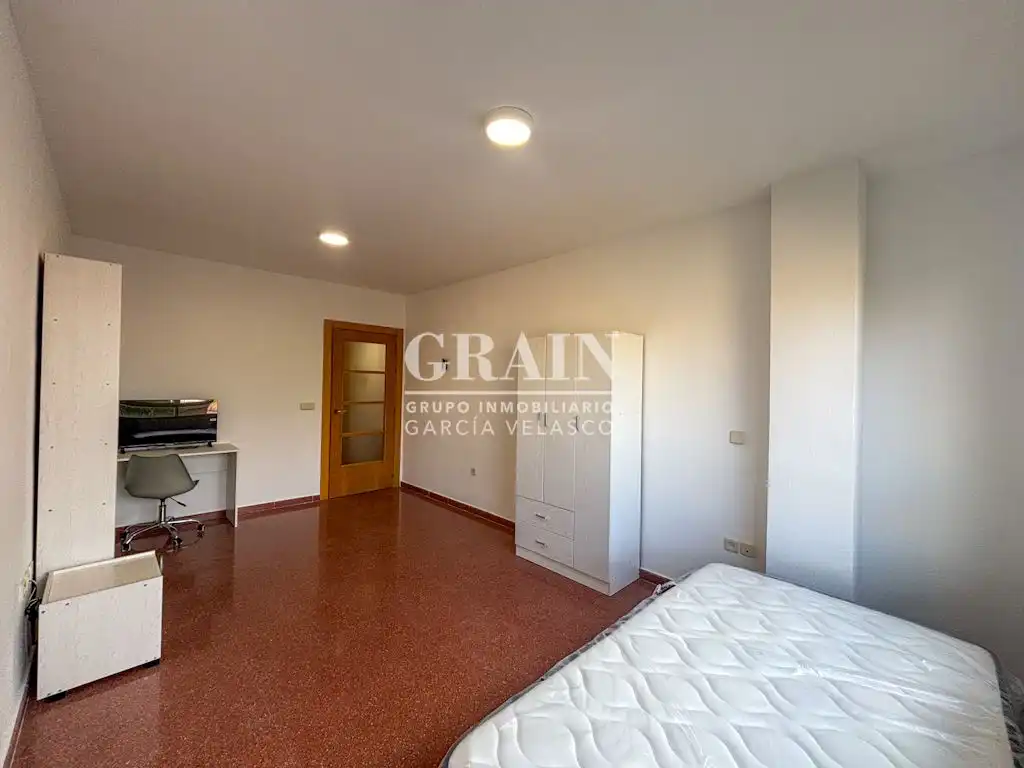 Habitación de Piso de alquiler en Albacete con Calefacción
