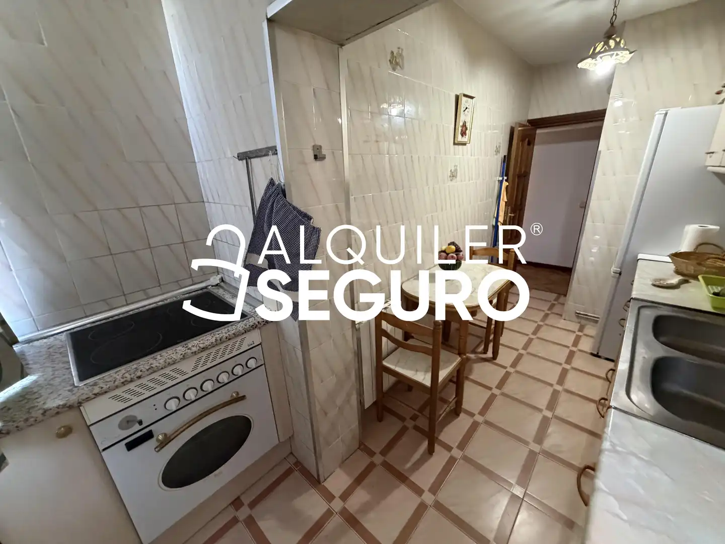 Cuina de Pis de lloguer en Leganés amb Aire condicionat, Calefacció i Terrassa