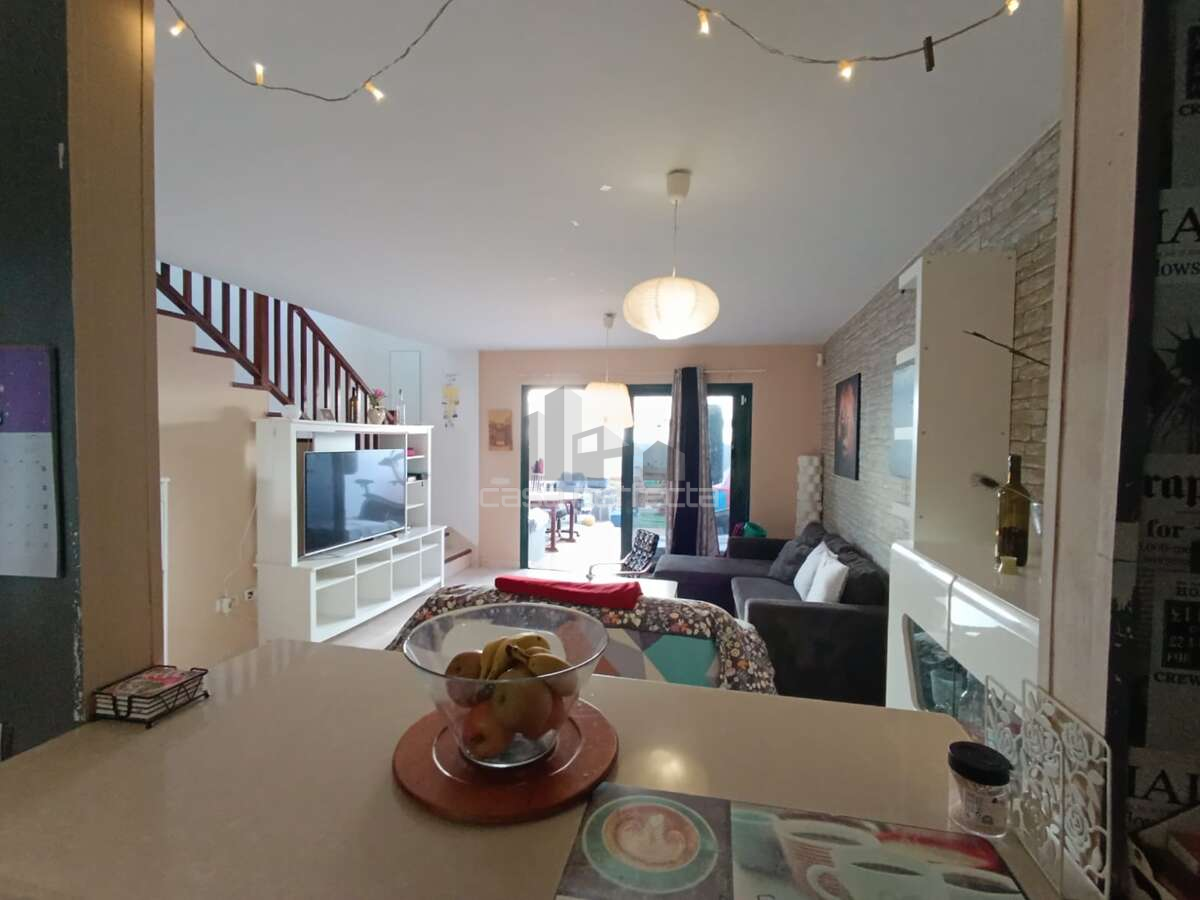 Living room of Duplex for sale in Yaiza  with Terrace and Furnished