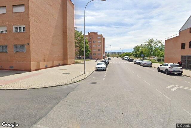 Vista exterior de Piso en venta en  Madrid Capital