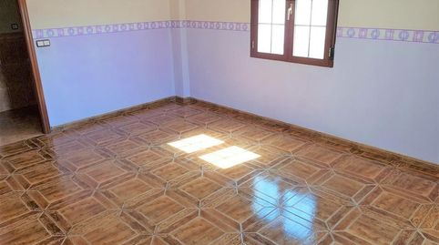 Foto 2 de Casa adosada en venta en Baena, Córdoba
