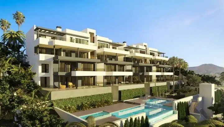 Apartment with terrace for sale in Estepona Pueblo