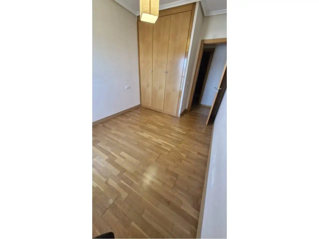 Dormitori de Pis en venda en  Logroño amb Calefacció, Parquet i Traster
