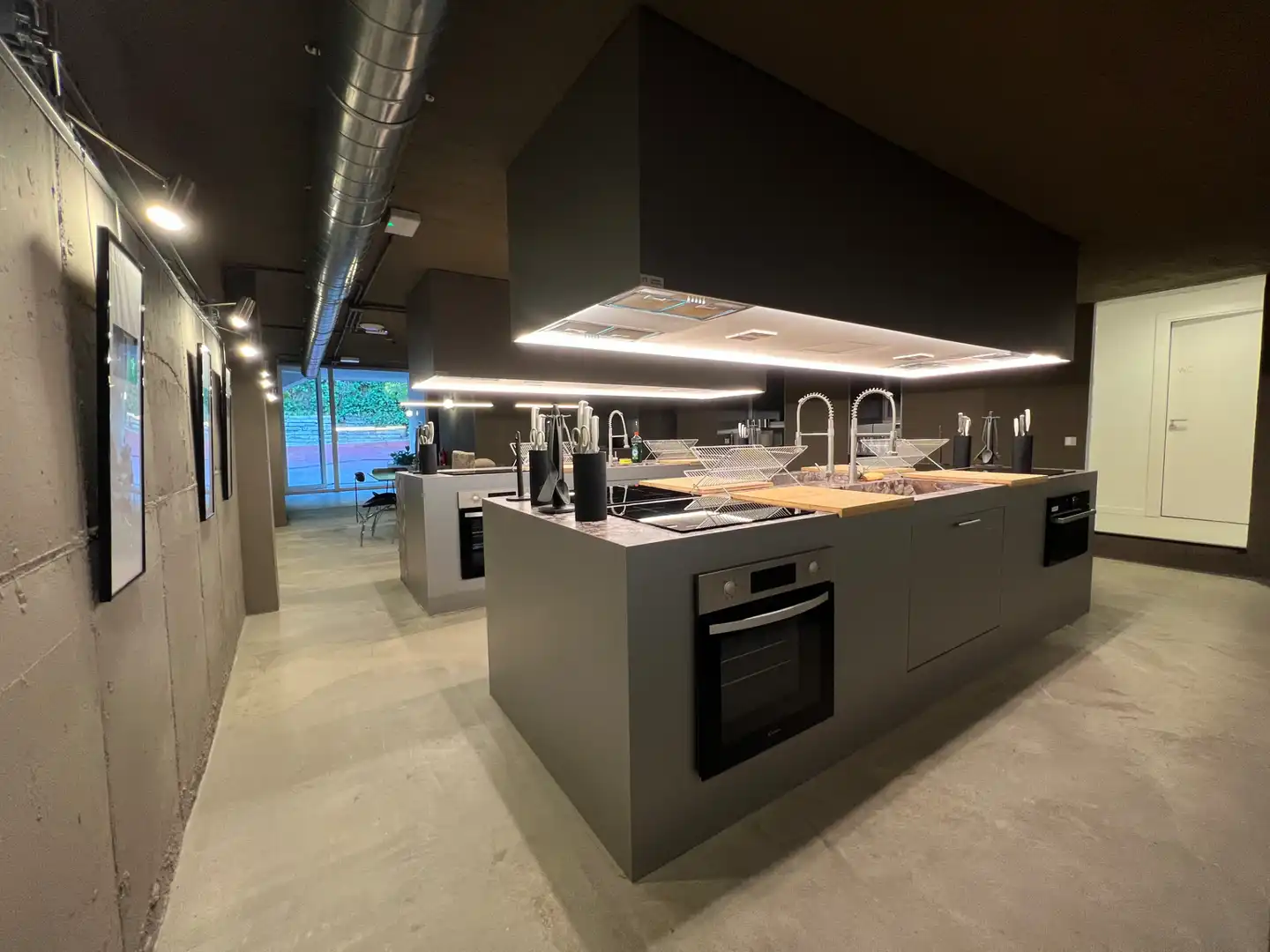 Kitchen of Houses for share in Madrid  with Air Conditioner, Heating and Private garden