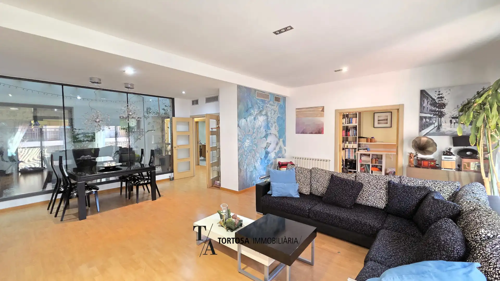 Flat with pool for sale in Centre - Estació, imagen 4
