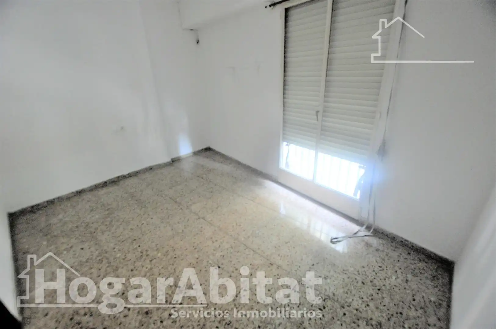 Bedroom of Flat for sale in Mislata  with Balcony