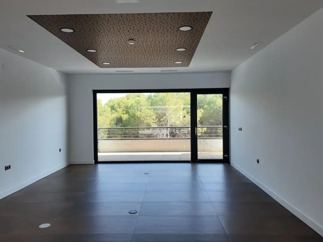 Wohnzimmer von Geschaftsraum zur Miete in Dehesa - Monacilla