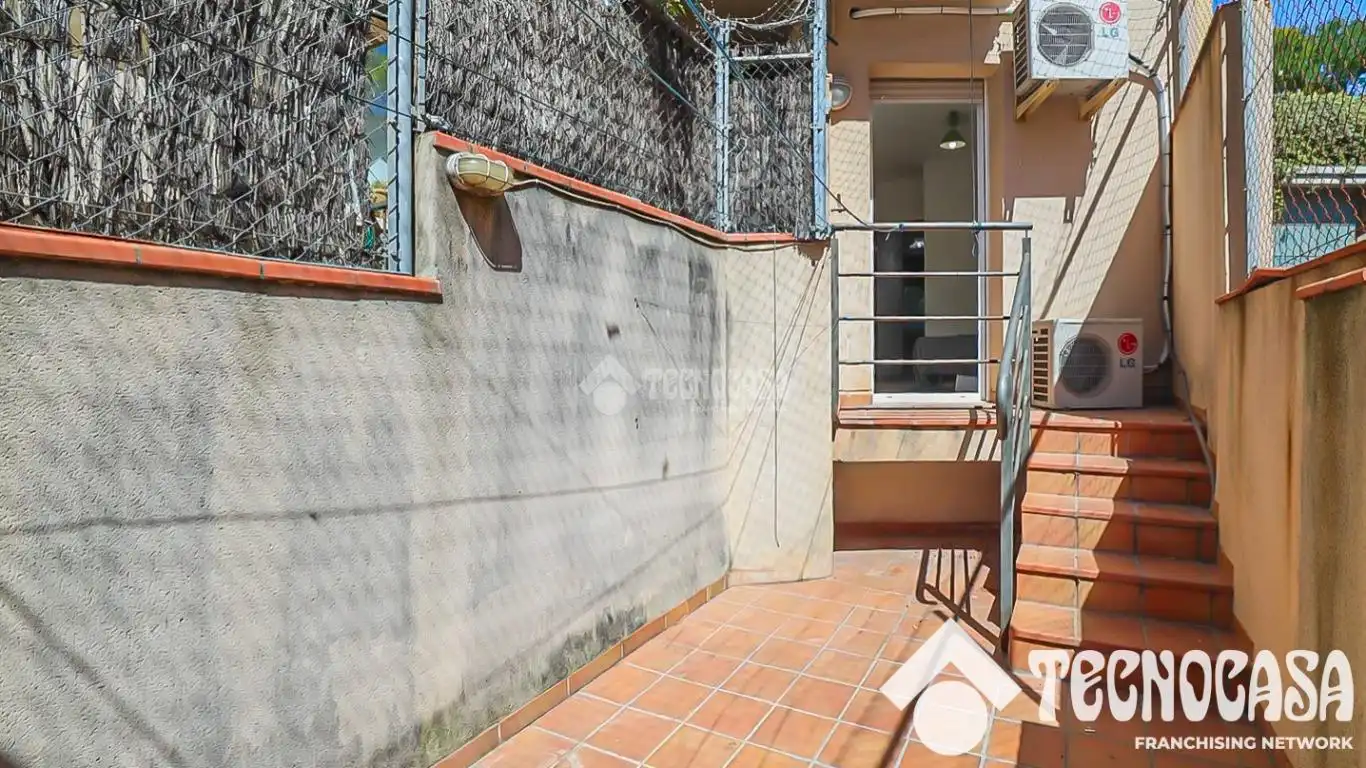 Terrasse von Wohnung zum Verkauf in Barcelona mit Klimaanlage und Balkon