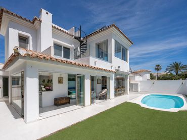 Maison avec balcon à vendre à BARLOVENTO 3