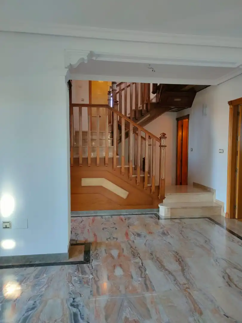Detached house with garden for sale in Calle Poniente, imagen 9