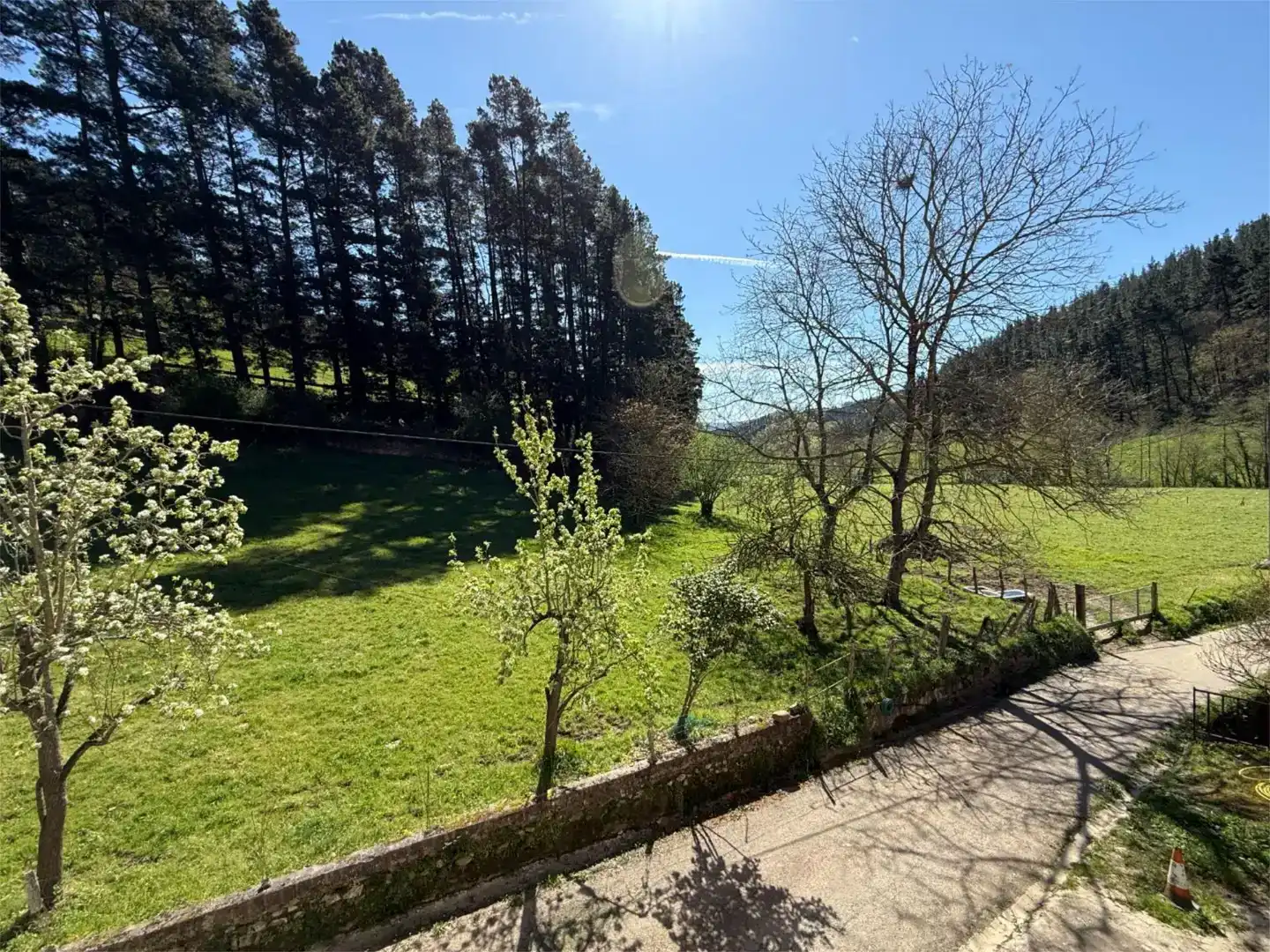 Jardí de Casa adosada en venda en Gabiria