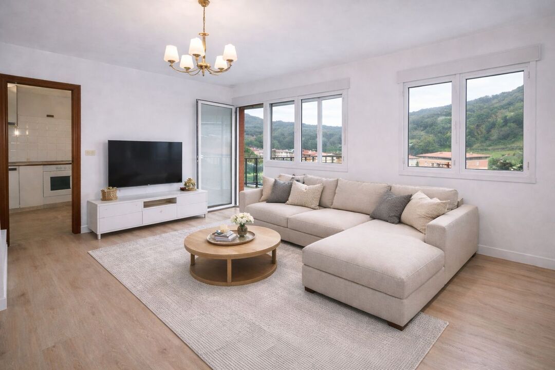 Sala d'estar de Pis en venda en Tolosa amb Calefacció, Terrassa i Balcó