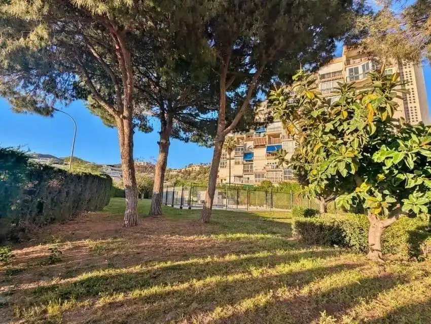 Vista exterior de Apartament en venda en Rincón de la Victoria amb Terrassa, Balcó i Piscina comunitària