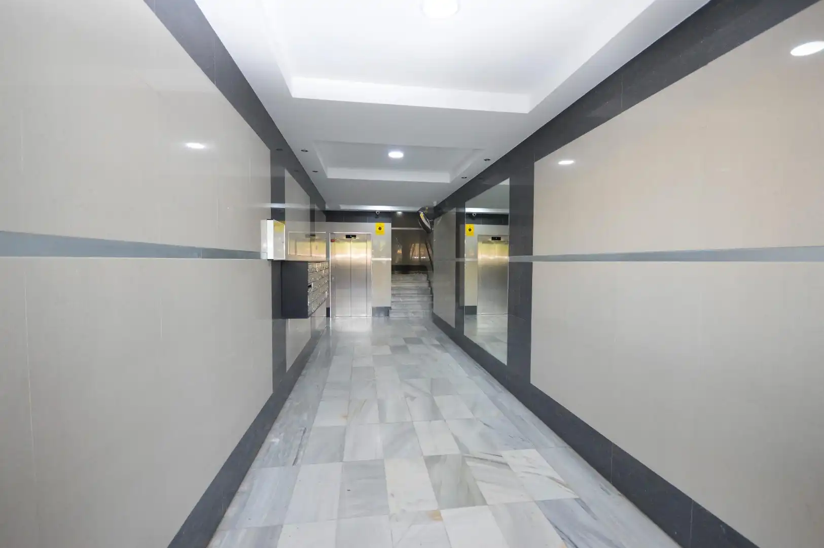 Piso en venta en Almería con Aire acondicionado y Calefacción