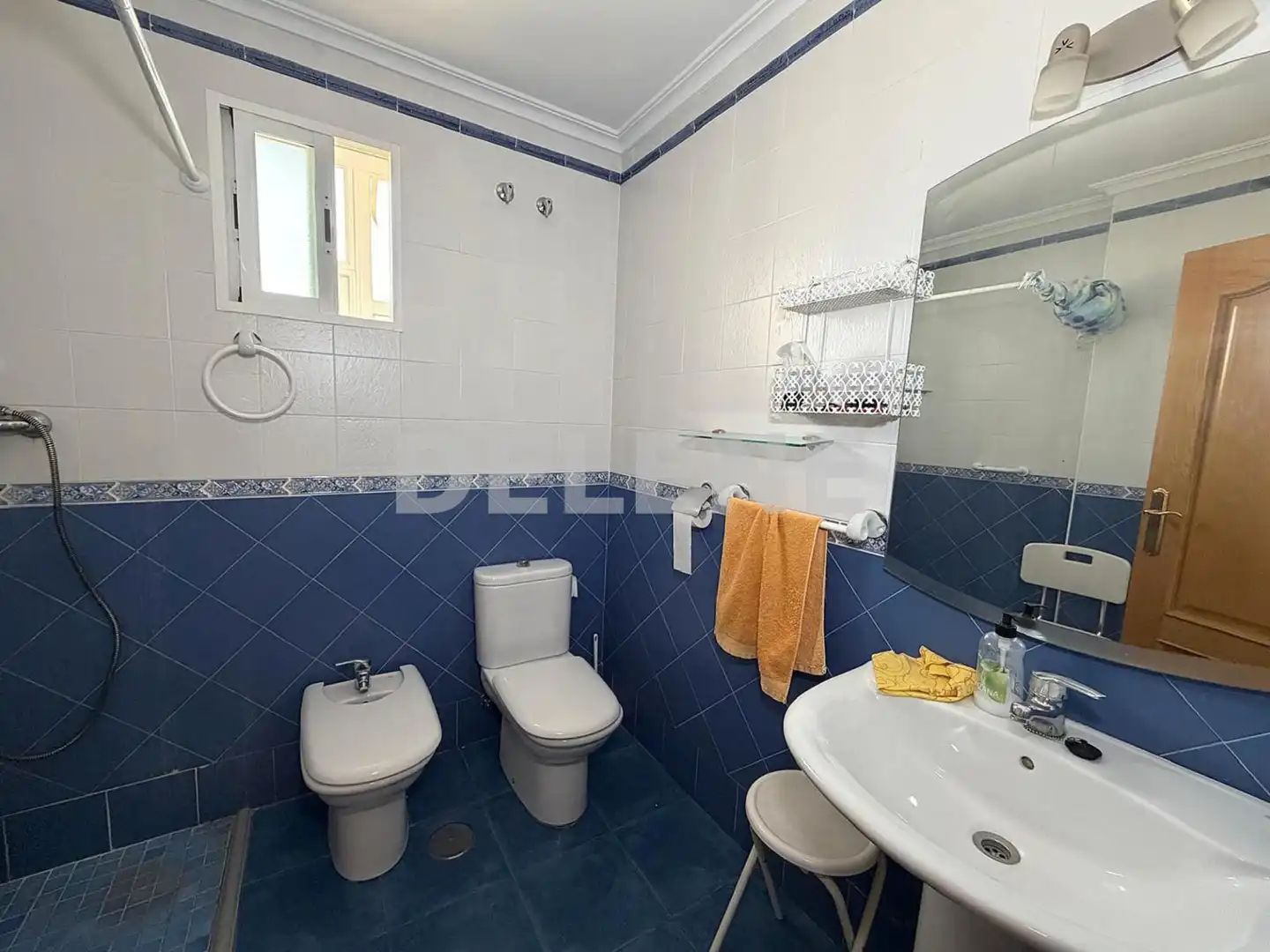 Bathroom of Flat for sale in Hellín  with Storage room and Balcony