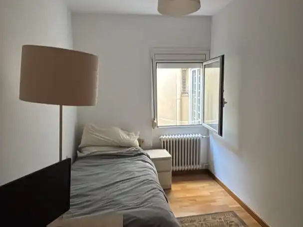 Piso con ascensor en alquiler en Calle d'Aymerich 1, imagen 16