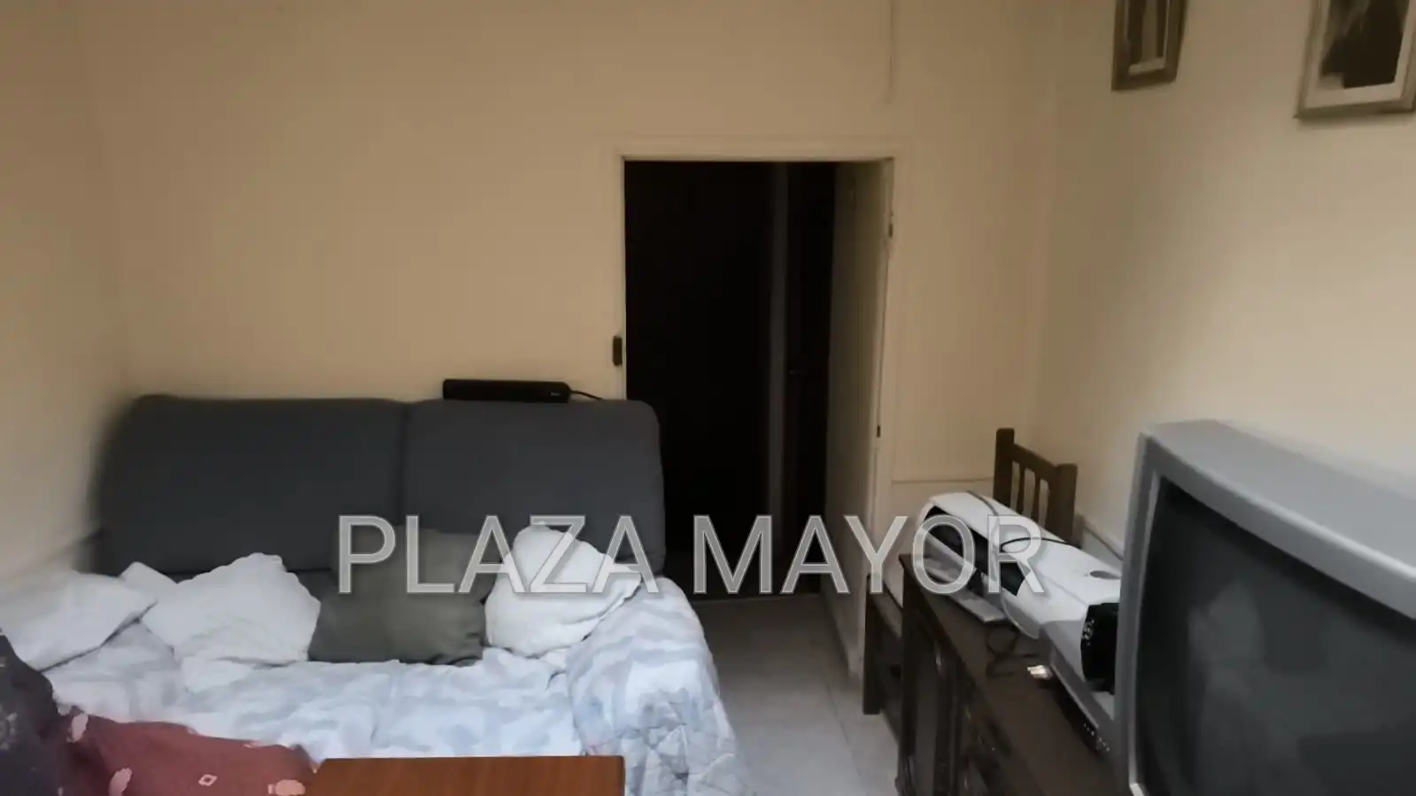 Houses for sale in Zarapicos  with Furnished