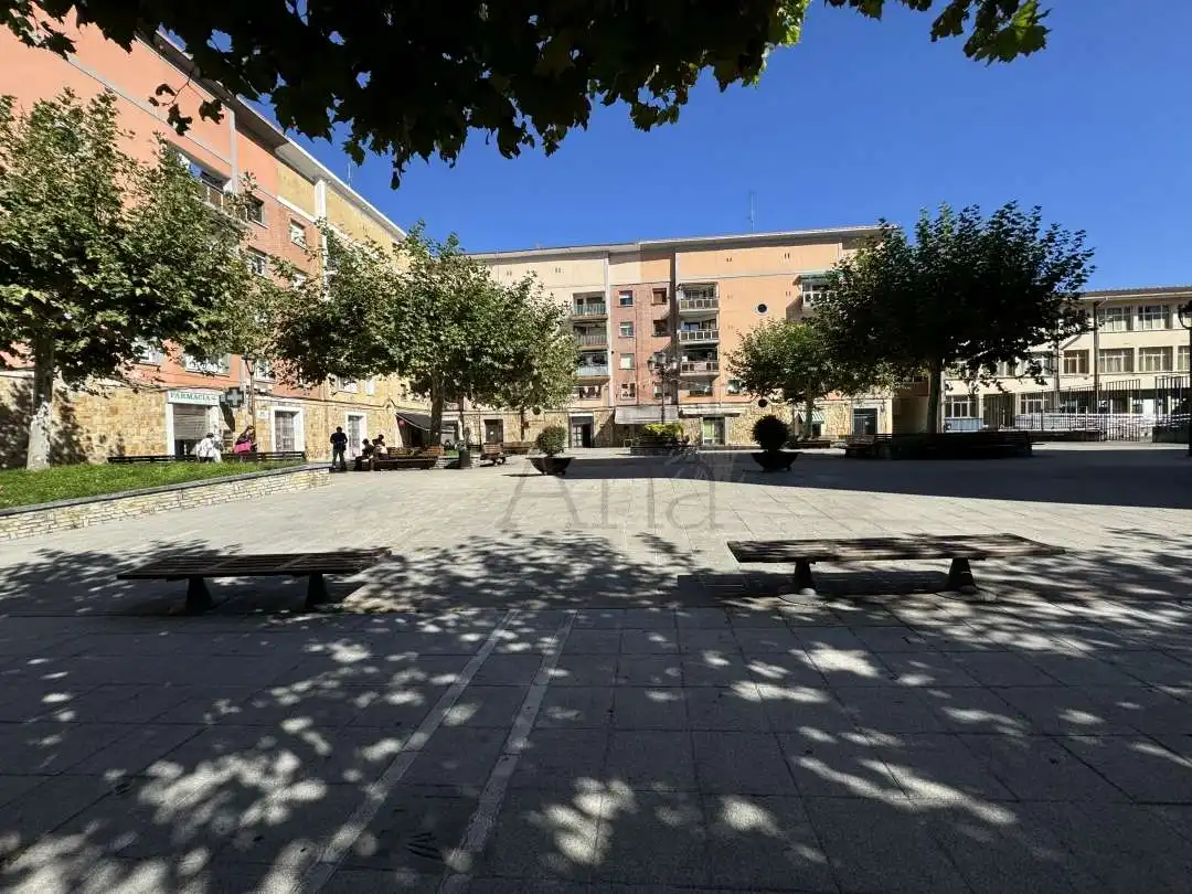 Business premises for sale in Langilearen Kalea, imagen 2