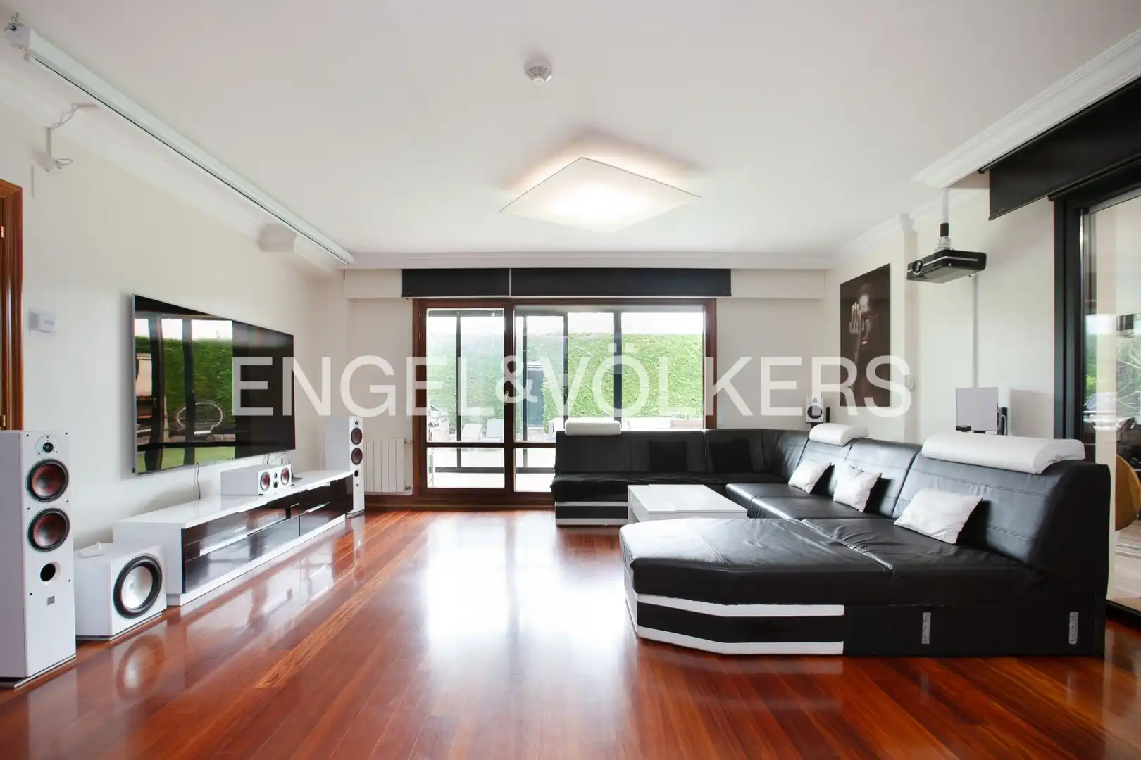 Sala de estar de Casa o chalet en venta en Barrika con Calefacción, Jardín privado y Terraza