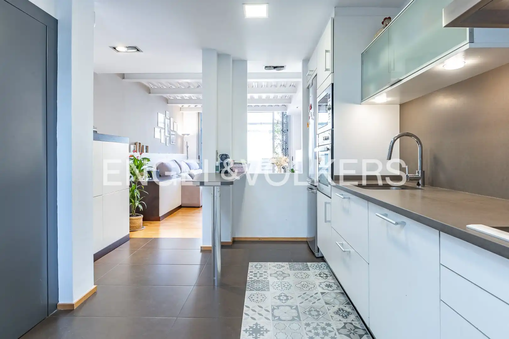 Cocina de Casa adosada en venta en Barcelona con Aire acondicionado, Calefacción y Parquet