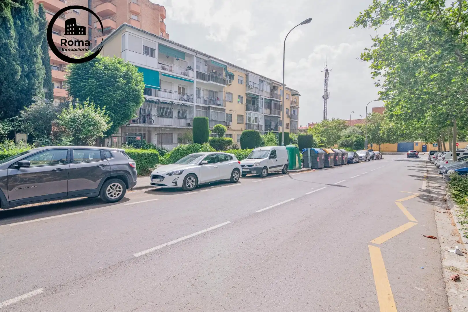 Vista exterior de Pis en venda en Granada amb Aire condicionat, Moblat i Balcó