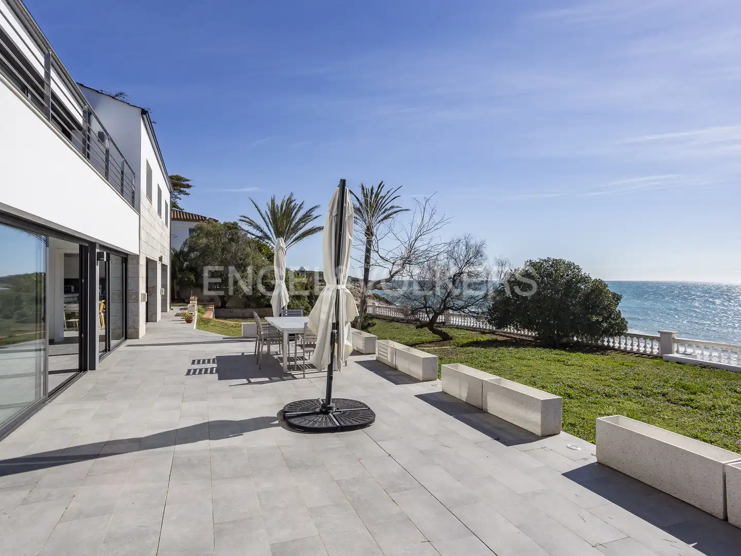 Terrace of Houses for rent in Vilanova i la Geltrú  with Air Conditioner, Heating and Private garden