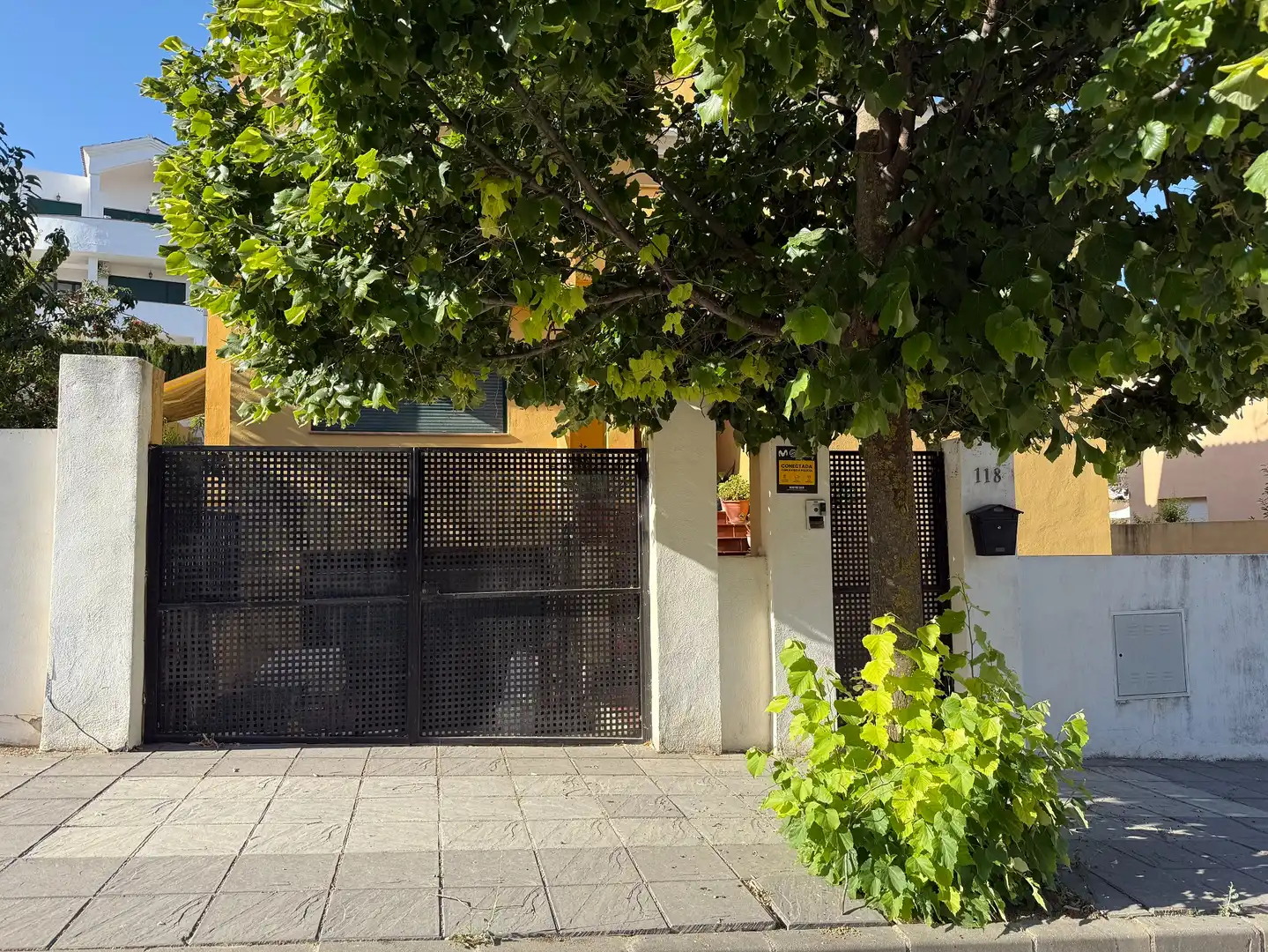 Vista exterior de Casa o chalet en venta en La Zubia con Jardín privado, Trastero y Balcón