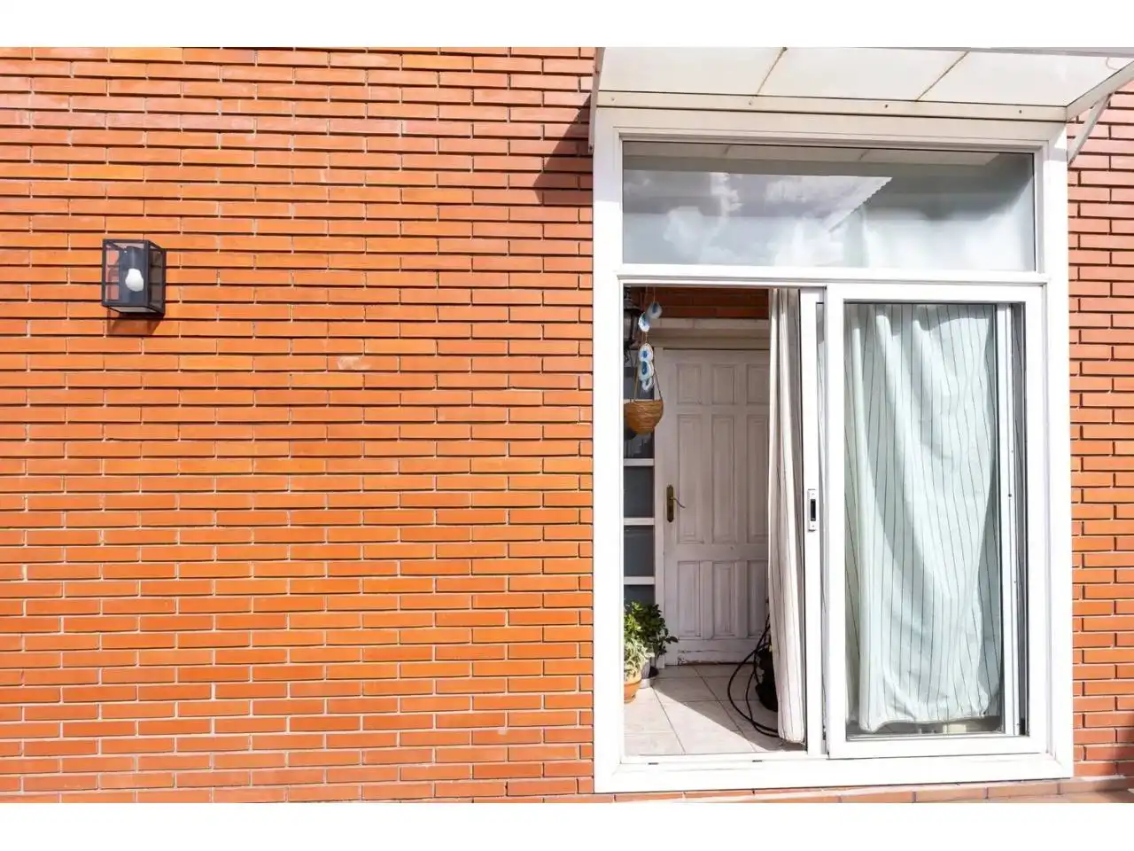 Chalet con jardín en venta en Calle Sentmenat 30, imagen 6