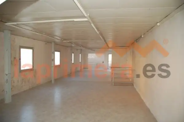 Local comercial de lloguer a Alaquàs, imagen 2