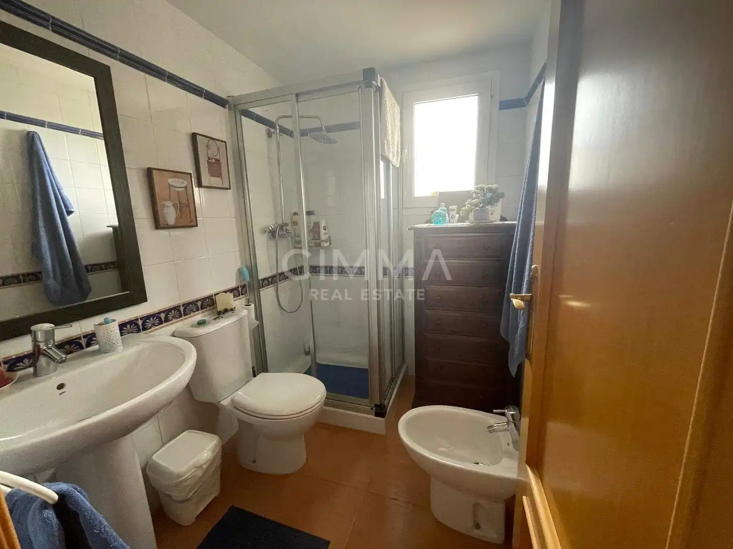 Habitación de Casa o chalet en venta en Polop con Jardín privado y Piscina comunitaria