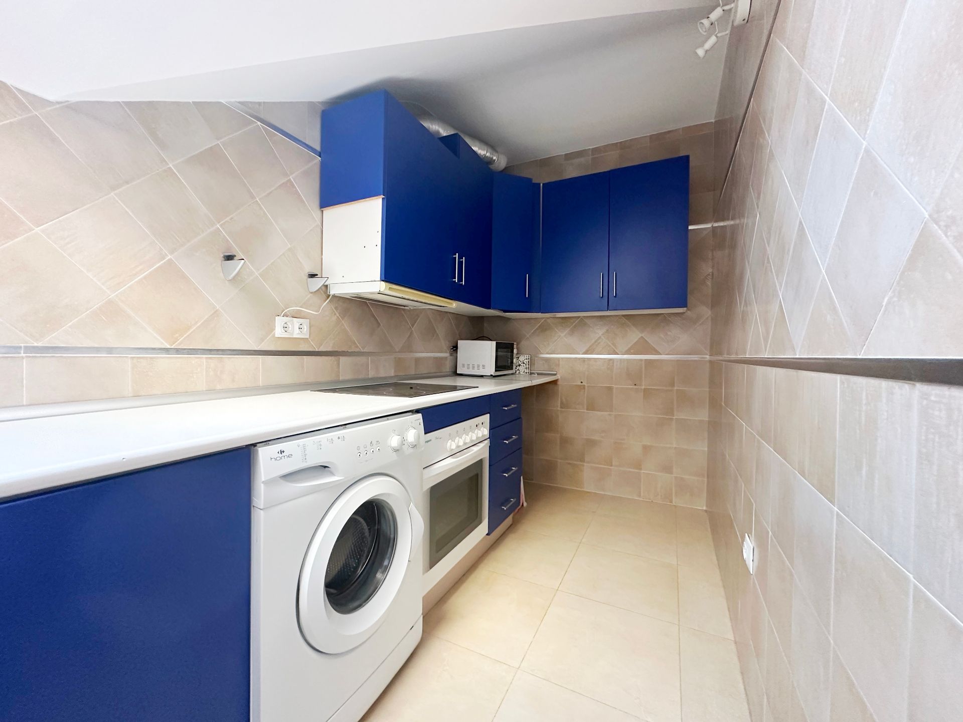 Kitchen of Flat for sale in Alameda  with Furnished and Balcony