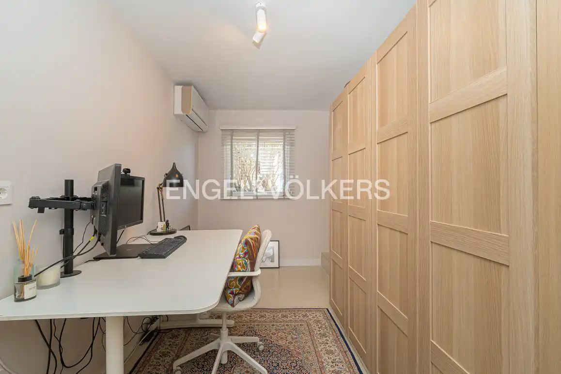 Habitación de Casa o chalet en venta en Polop con Aire acondicionado, Jardín privado y Piscina
