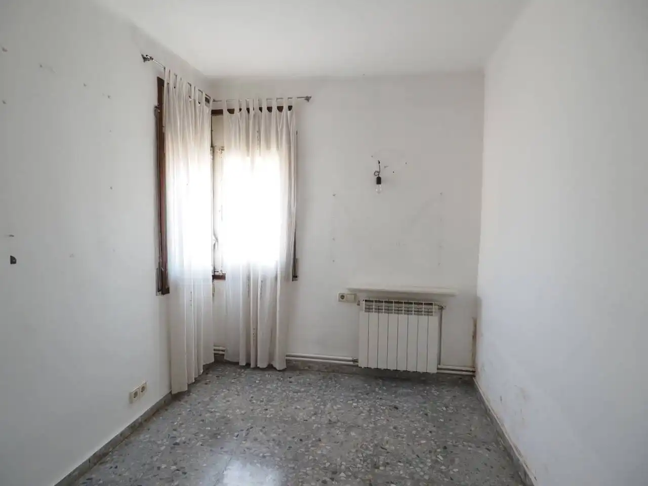 Dormitori de Casa o xalet en venda en Granollers amb Calefacció, Jardí privat i Terrassa