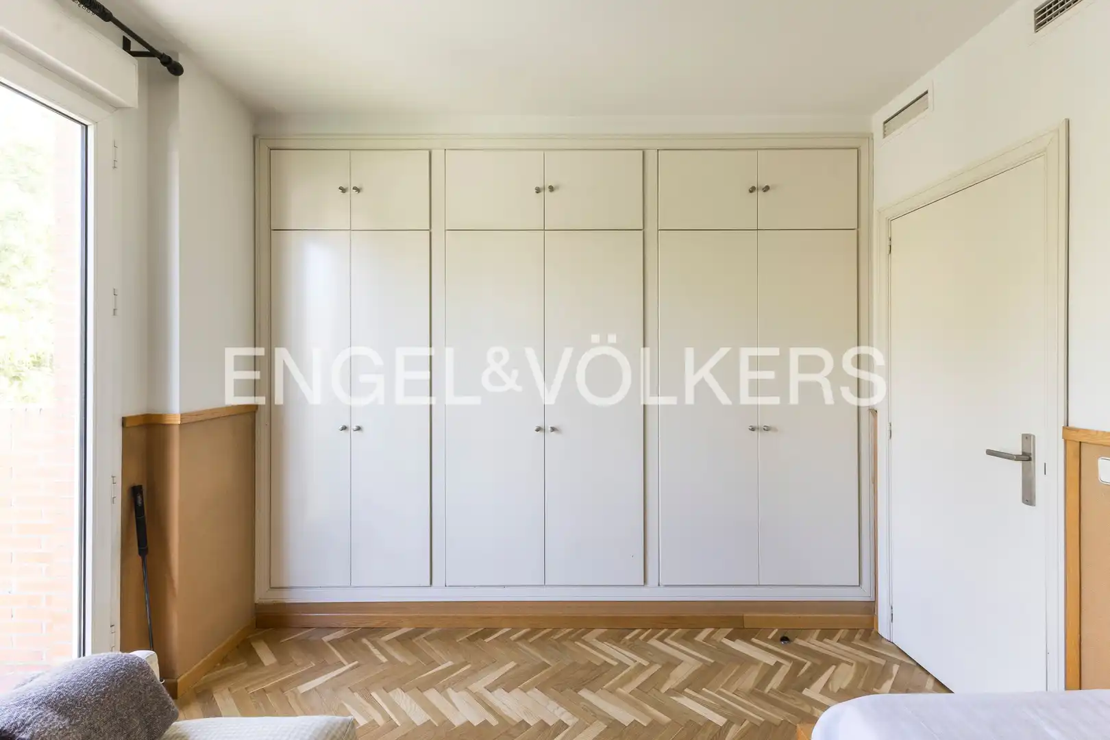 Bedroom of Detached homes for sale in Madrid  with Air Conditioner, Heating and Private garden