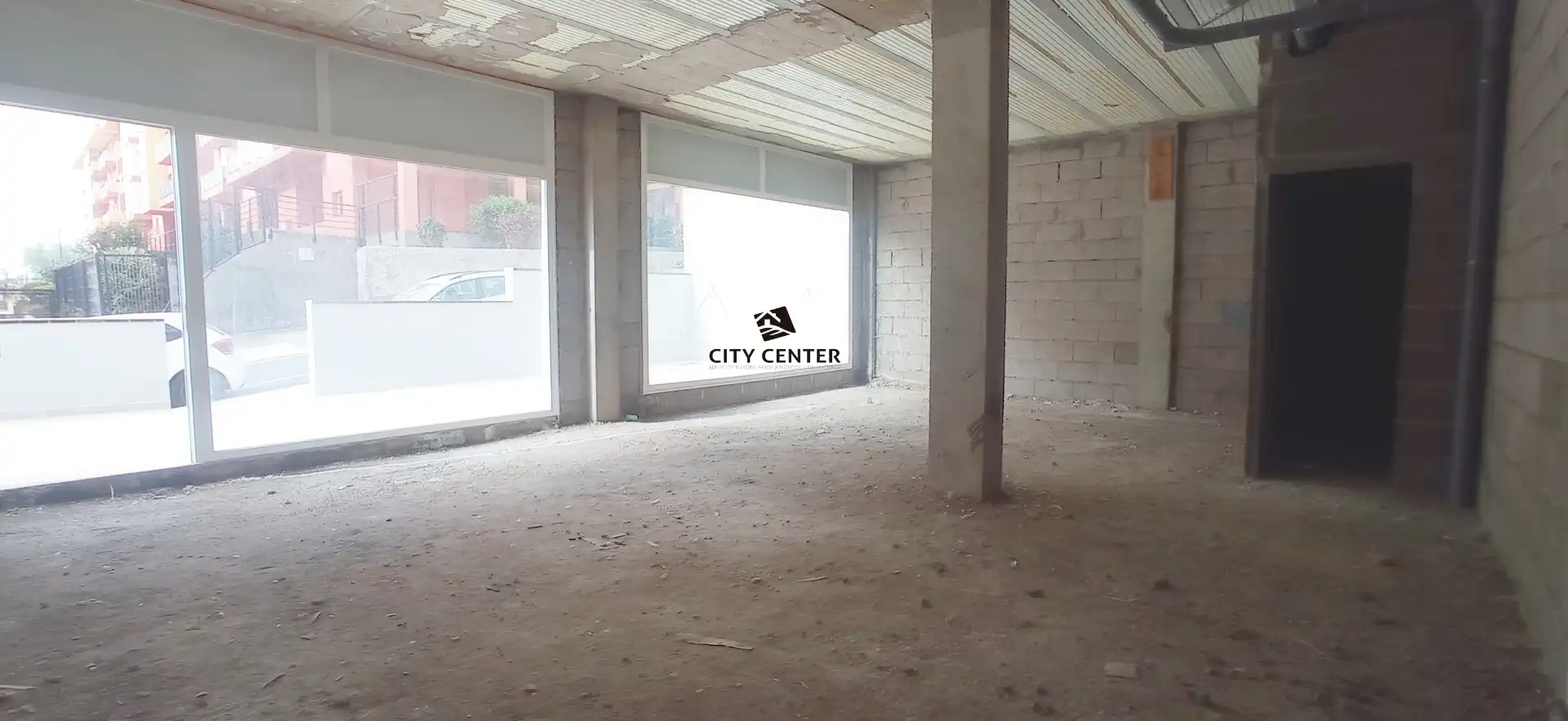 Geschaftsraum zum Verkauf in Arona