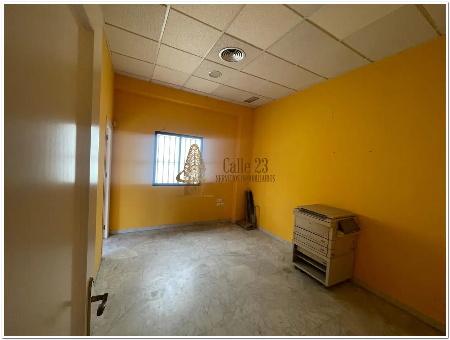 Local comercial en venda a El Portil, imagen 2