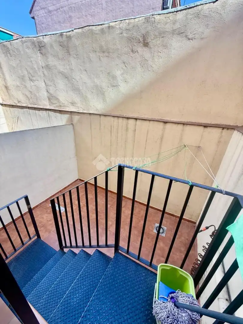 Piso con ascensor en venta en Calle de Jesús del Pino