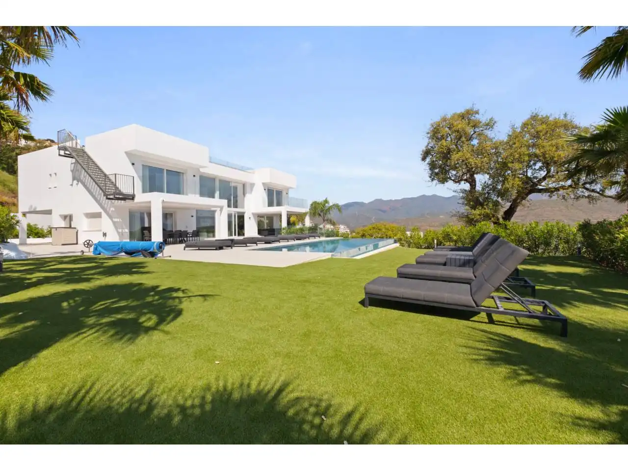 Garden of Houses for sale in Ojén  with Air Conditioner, Heating and Private garden
