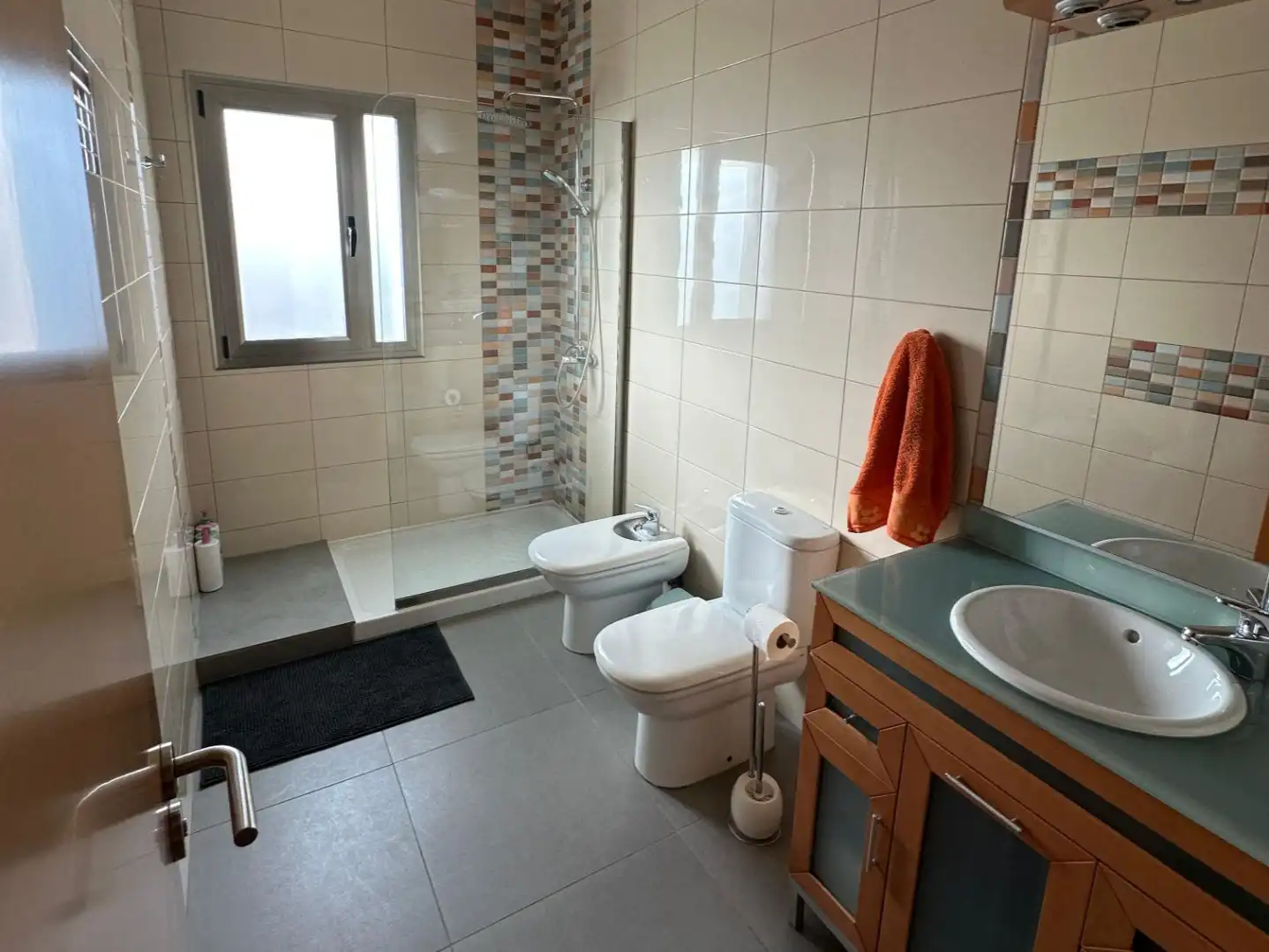 Bany de Casa o xalet en venda en Santa Lucía de Tirajana amb Aire condicionat, Terrassa i Piscina